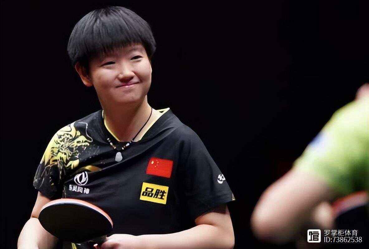 Kaiyun-包含热身赛巅峰对决!皖江独角兽队险胜荆楚鲨队队,羽毛球赛场再起波澜;禁区内连续解围的词条