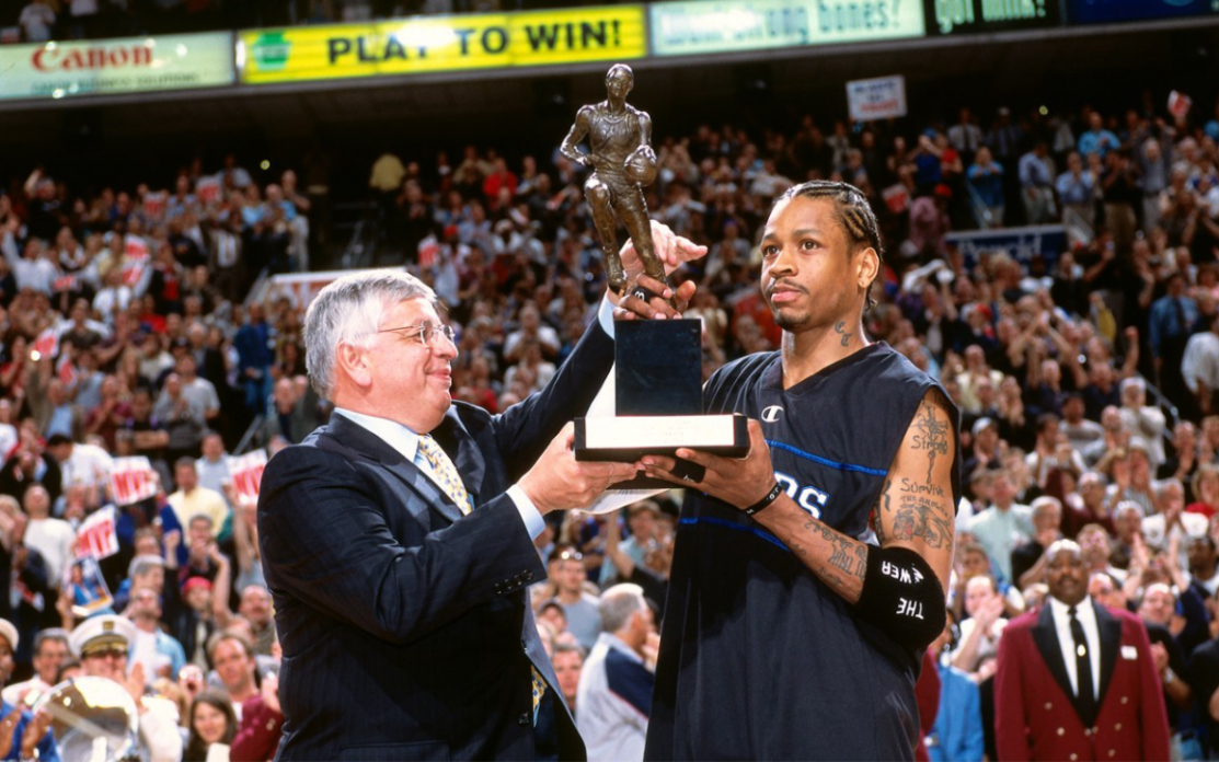 JackeyLove迎来十五赛季高光表现，巴塞罗那球迷沸腾！的简单介绍